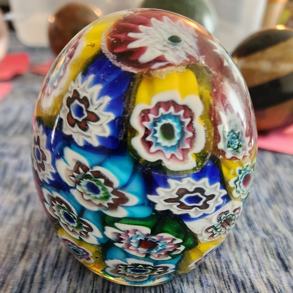 Floral Paperweight - Picture 2 of 5